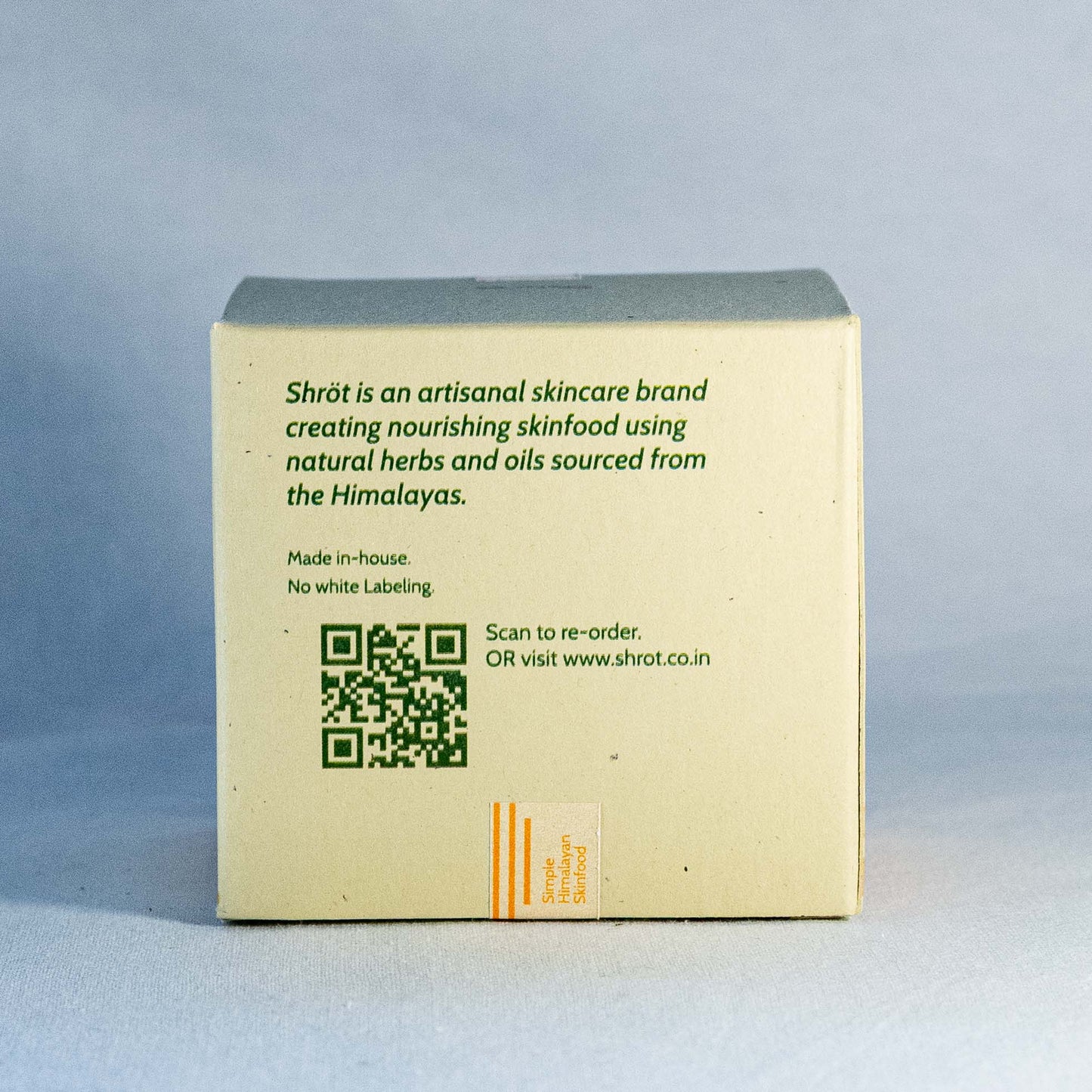 Skincare product packaging Shrot Natural beauty products with branding and QR code on a gray background